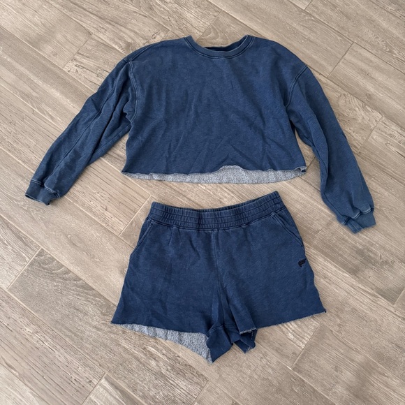 Fabletics Blue Sweat Set - Picture 2 of 11